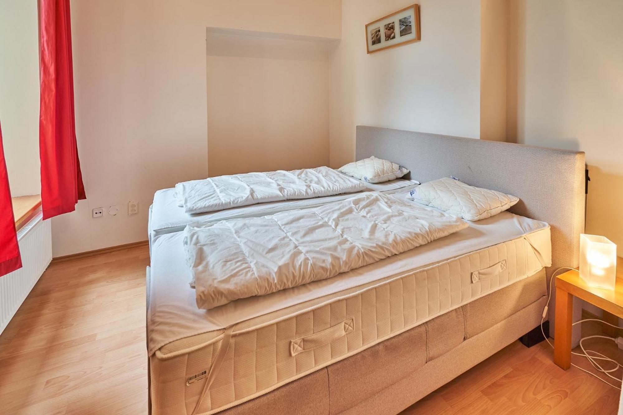 Poustevnik Apartments بيك بود سنيزكو الغرفة الصورة